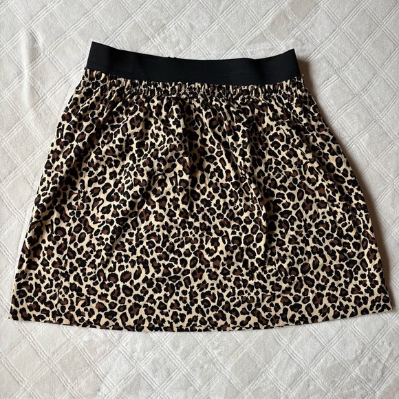 SC Collection animal print skirt Size XL Elastic Waist Above Knee Made in Canada - Picture 1 of 9